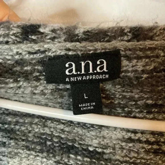 A.n.a‎ sweater - Picture 2 of 5